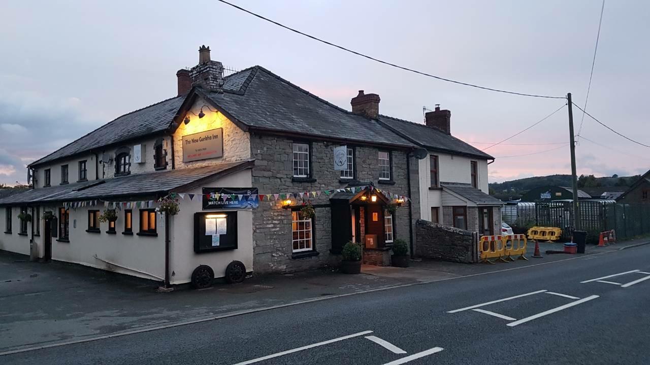 New Gurkha Inn Brecon Exterior foto